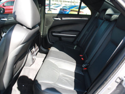 2011 Chrysler 300C  Base