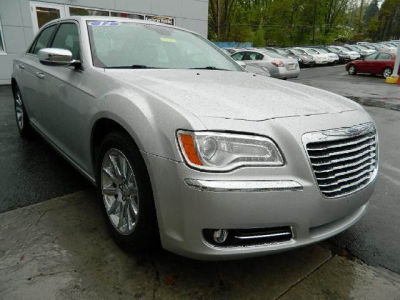 2012 Chrysler 300C  Base