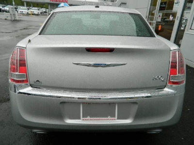 2012 Chrysler 300C  Base