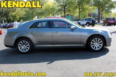 2012 Chrysler 300C  Base