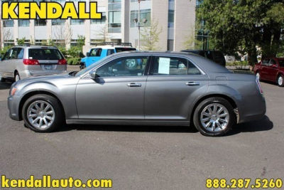2012 Chrysler 300C  Base
