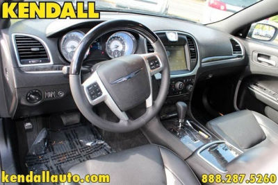 2012 Chrysler 300C  Base