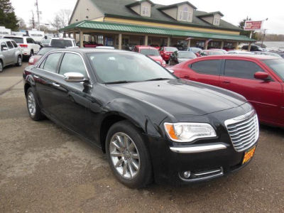 2011 Chrysler 300C  Base