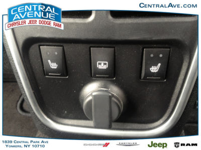 2012 Chrysler 300C  Base