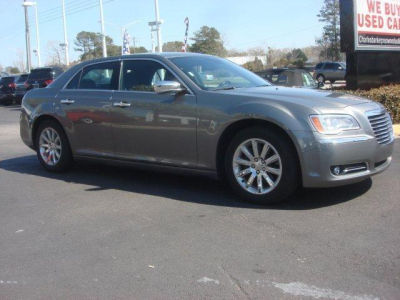 2012 Chrysler 300C  Base