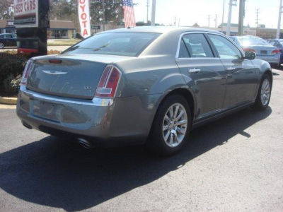 2012 Chrysler 300C  Base