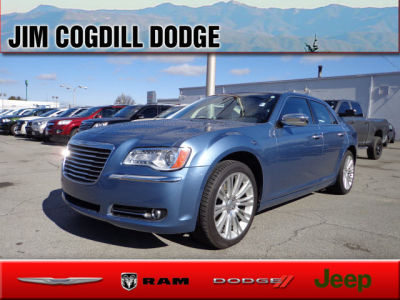 2011 Chrysler 300C  Base