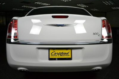 2012 Chrysler 300C  Base