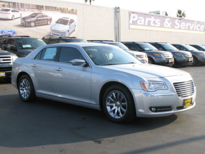 2012 Chrysler 300C  Base