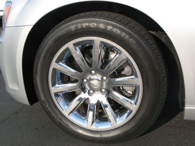 2012 Chrysler 300C  Base