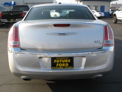 2012 Chrysler 300C  Base