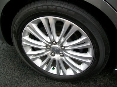 2011 Chrysler 300C  Base