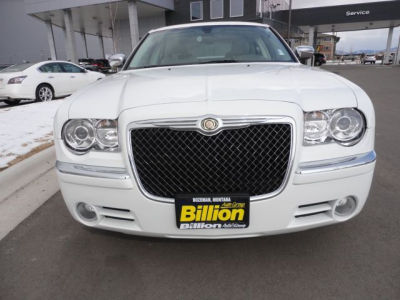 2010 Chrysler 300C  Base