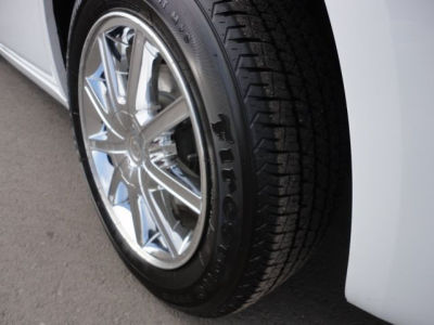 2010 Chrysler 300C  Base