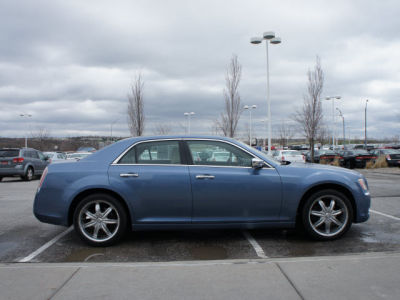 2011 Chrysler 300C  Base