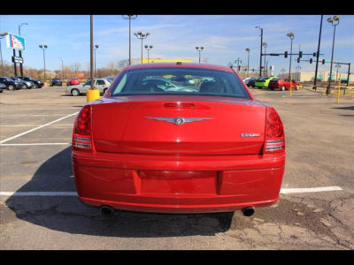 2009 Chrysler 300C  SRT-8