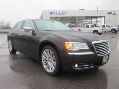 2011 Chrysler 300C  Base