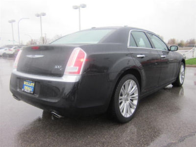 2011 Chrysler 300C  Base