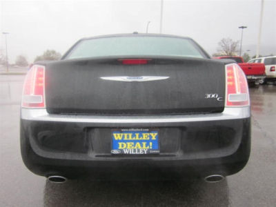 2011 Chrysler 300C  Base