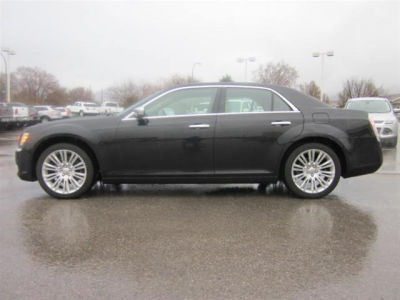 2011 Chrysler 300C  Base