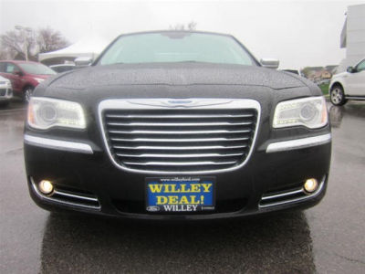 2011 Chrysler 300C  Base