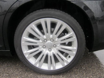 2011 Chrysler 300C  Base