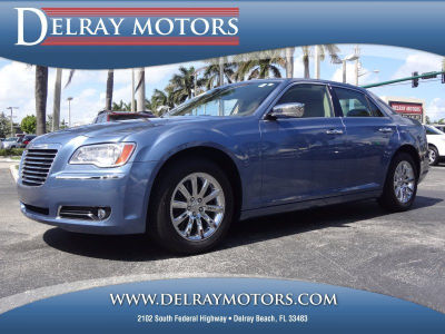 2011 Chrysler 300C  Base