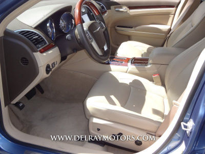 2011 Chrysler 300C  Base