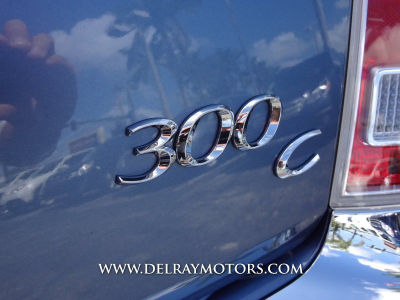2011 Chrysler 300C  Base