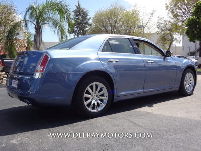 2011 Chrysler 300C  Base