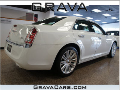 2011 Chrysler 300C  Base