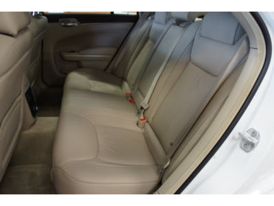 2011 Chrysler 300C  Base