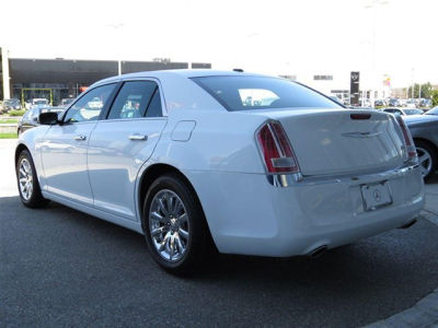 2011 Chrysler 300C  Base
