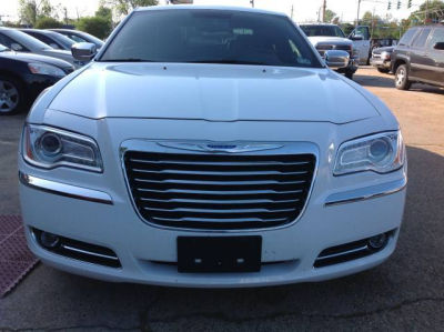 2012 Chrysler 300C  Base