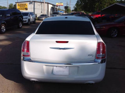 2012 Chrysler 300C  Base