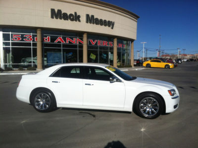 2012 Chrysler 300C  Base