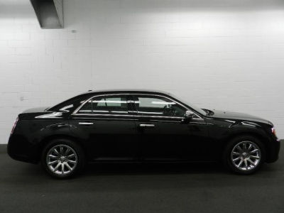 2013 Chrysler 300C  Base