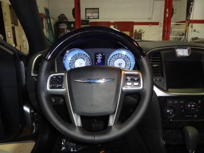 2012 Chrysler 300C  Base