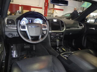 2012 Chrysler 300C  Base