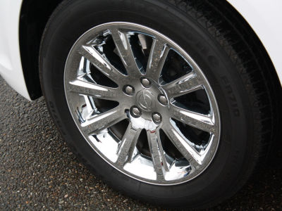 2011 Chrysler 300C  Base