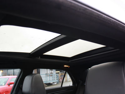 2011 Chrysler 300C  Base