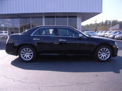 2012 Chrysler 300C  Base