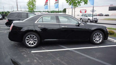 2013 Chrysler 300C  Base