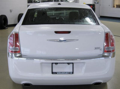 2012 Chrysler 300C  Base