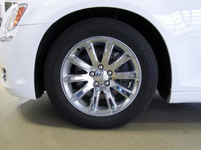 2012 Chrysler 300C  Base