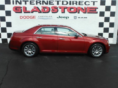 2012 Chrysler 300C Base