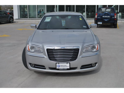 2012 Chrysler 300C  Base