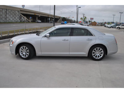 2012 Chrysler 300C  Base