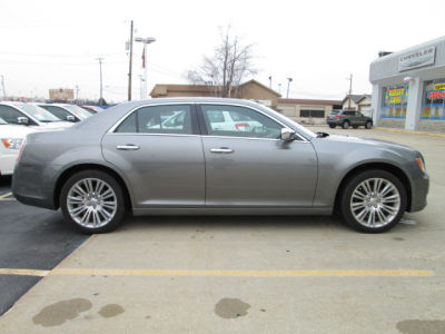 2011 Chrysler 300C  Base
