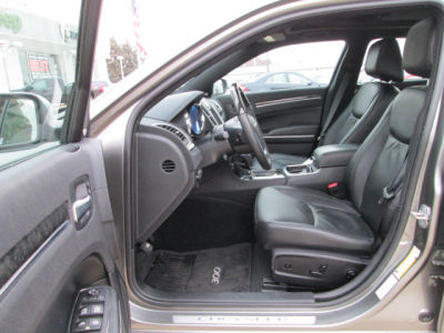 2011 Chrysler 300C  Base